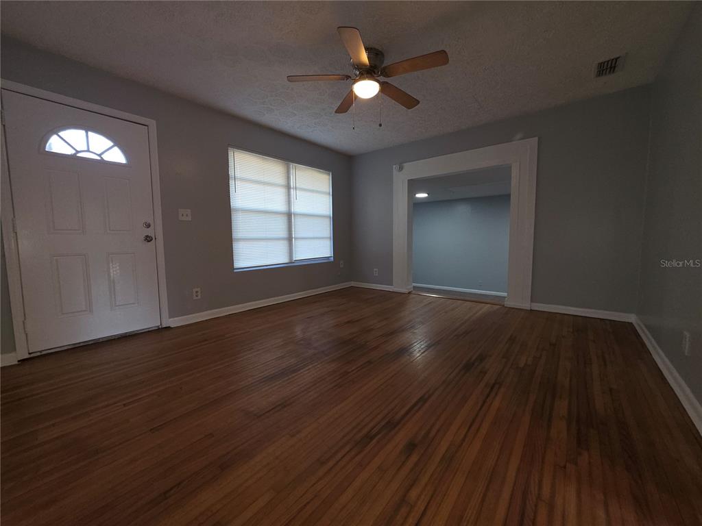 5035 Jammes Road Jacksonville, FL 32210 - Photo 3 of 7