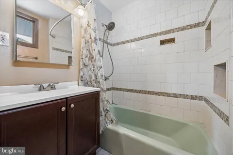$350,000 | 7611 Central Avenue, Philadelphia, PA 19111