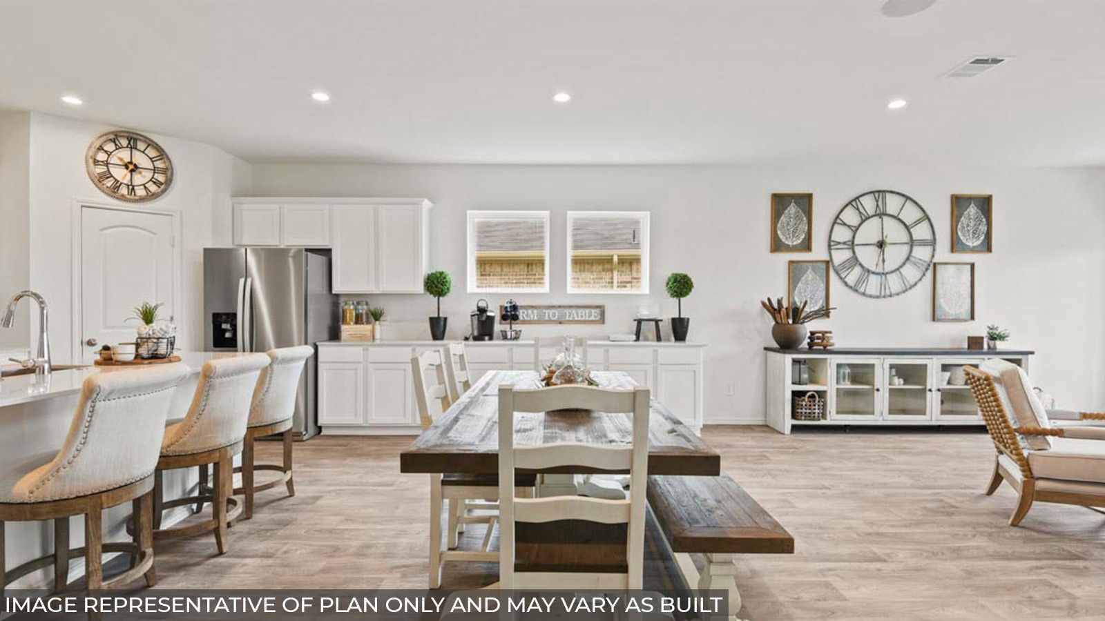 209 Homestead Court Dayton, TX 77535 - Photo 7 of 39