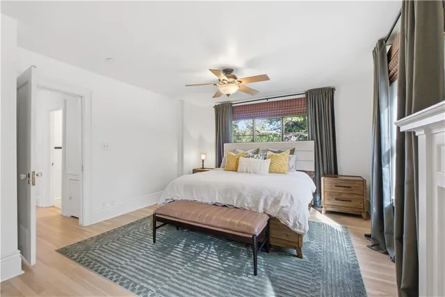 $670,000 | 401 Huntington Road, Kansas City, MO 64113