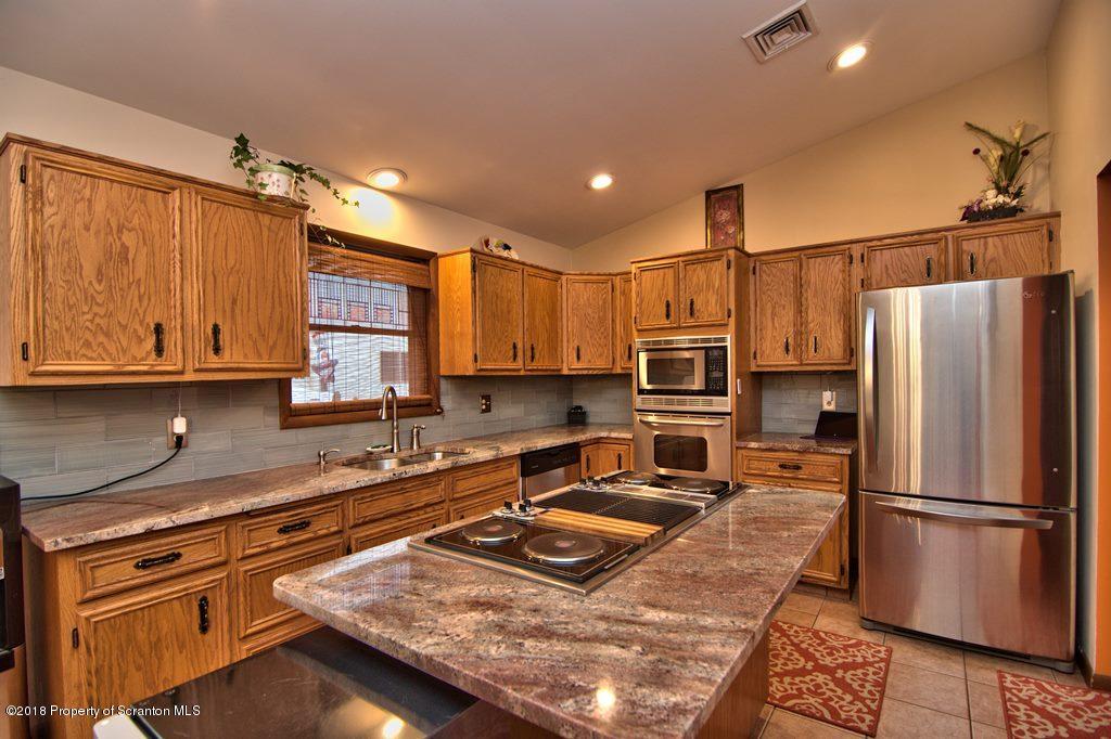 205 Sebring Road Dickson City, PA 18519 - Photo 12 of 50 Gallery Image 12