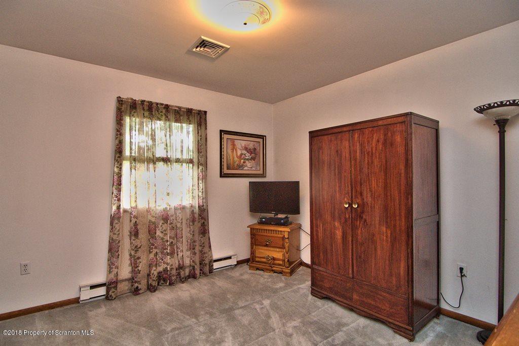 205 Sebring Road Dickson City, PA 18519 - Photo 29 of 50 Gallery Image 29