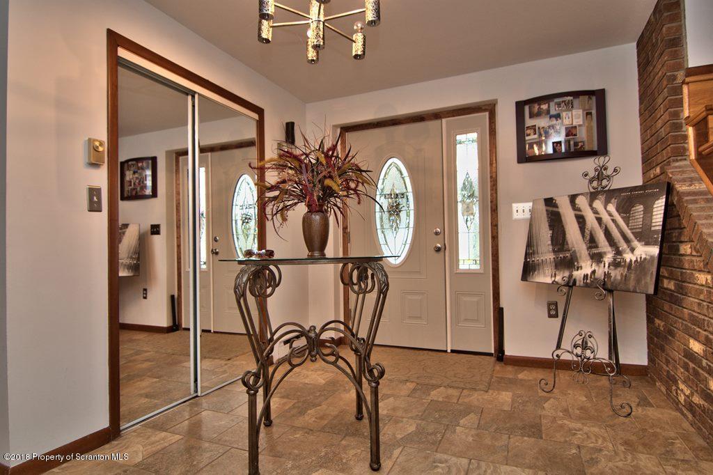 205 Sebring Road Dickson City, PA 18519 - Photo 3 of 50 Gallery Image 3