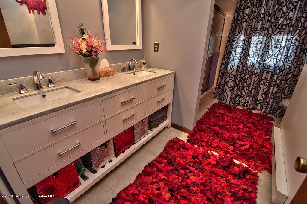 205 Sebring Road Dickson City, PA 18519 - Photo 32 of 50 Gallery Image 32