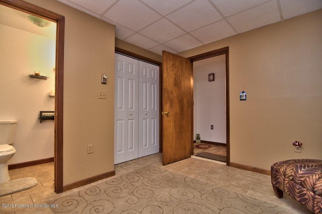 205 Sebring Road Dickson City, PA 18519 - Photo 39 of 50 Gallery Image 39