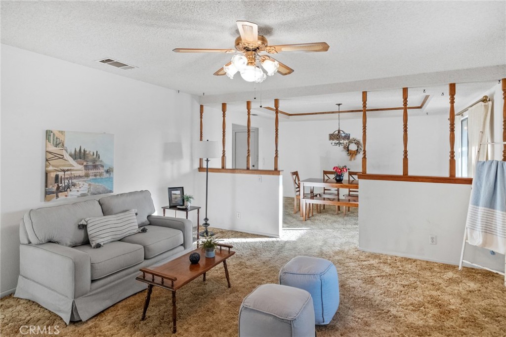19213 Tecumseh Road Apple Valley, CA 92307 - Photo 12 of 43