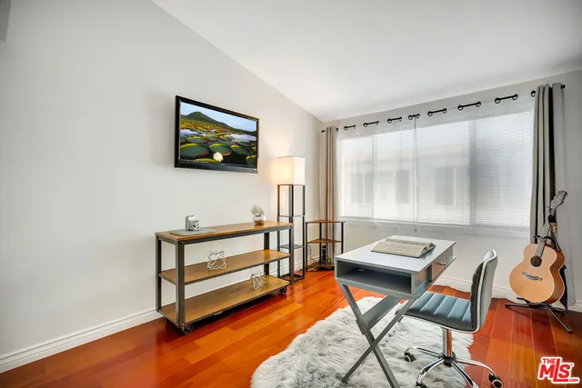 $799,000 | 350 North Clybourn Avenue, Unit 36, Burbank, CA 91505