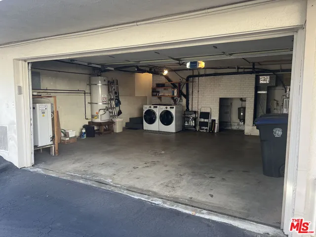 $799,000 | 350 North Clybourn Avenue, Unit 36, Burbank, CA 91505