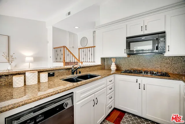 $799,000 | 350 North Clybourn Avenue, Unit 36, Burbank, CA 91505