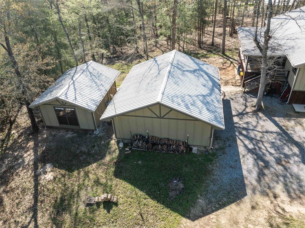 1024 Summit Ridge Murchison, TX 75778 - Photo 6 of 35 View of garage and studio bonus room at back