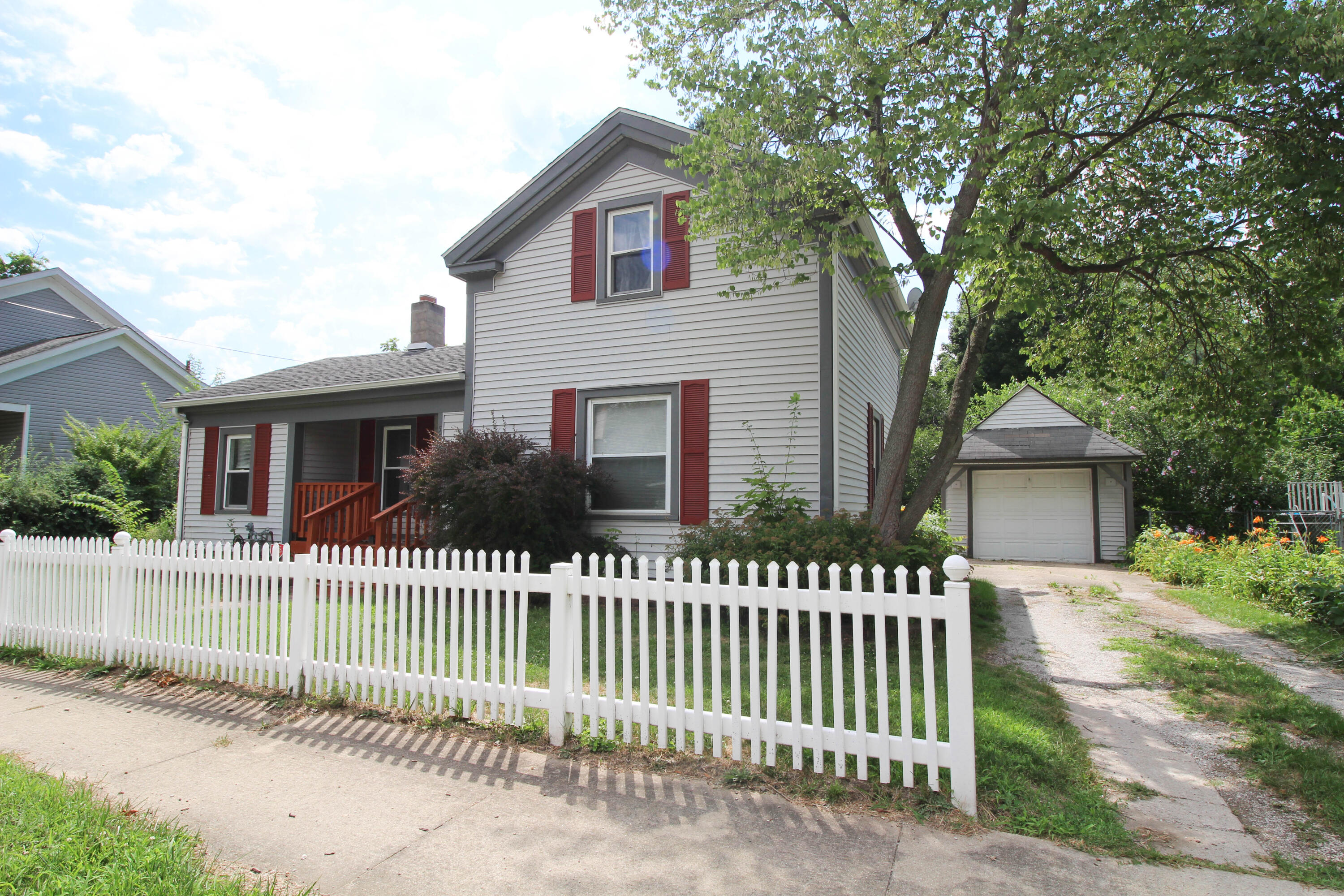 506 Elm Street Three Rivers, MI 49093 - Photo 2 of 20 Elm-2