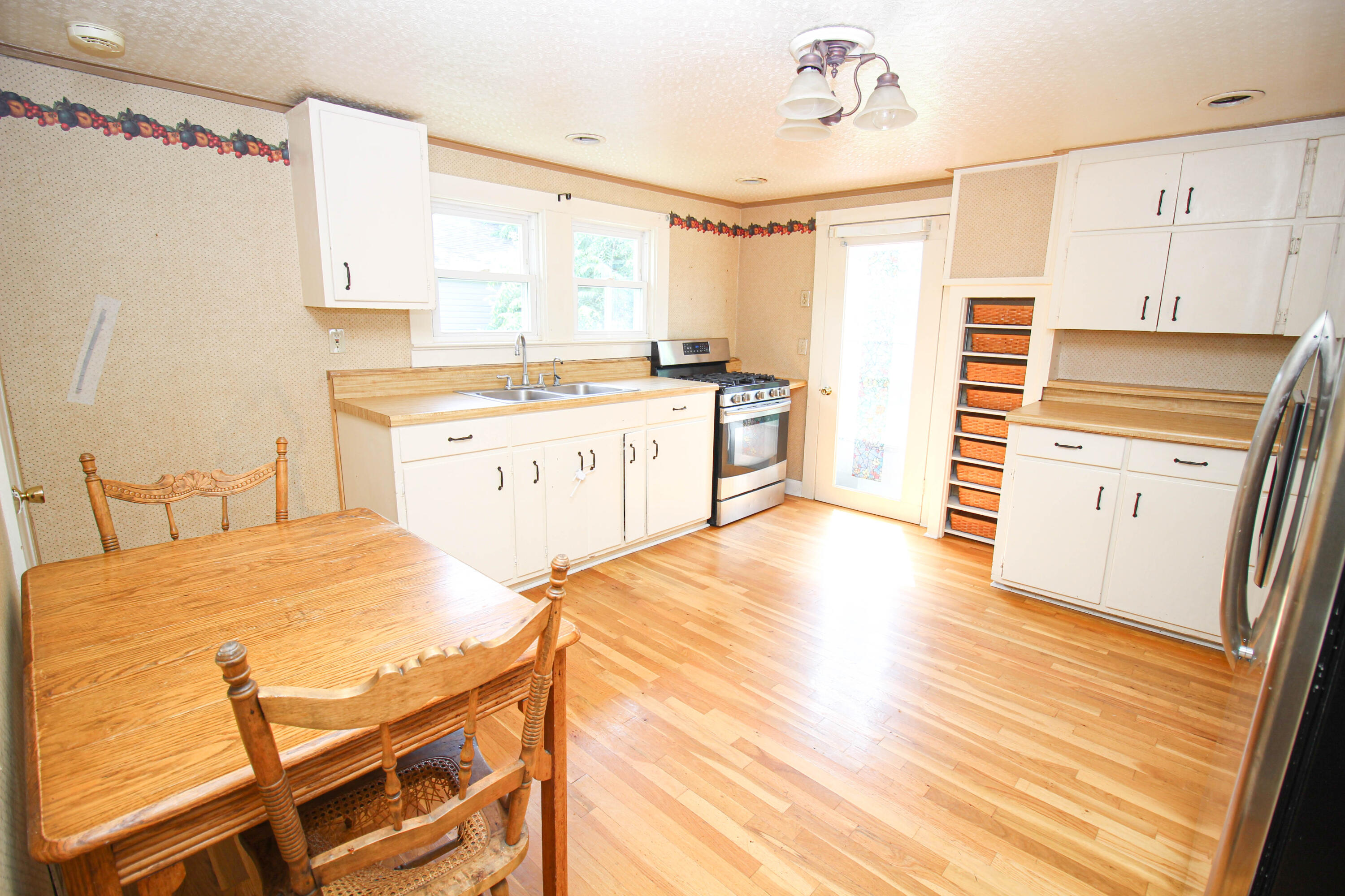 506 Elm Street Three Rivers, MI 49093 - Photo 6 of 20 Elm-9