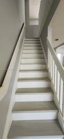 $2,400 | 211 Mallory Court, Unit 211, Weston, FL 33326