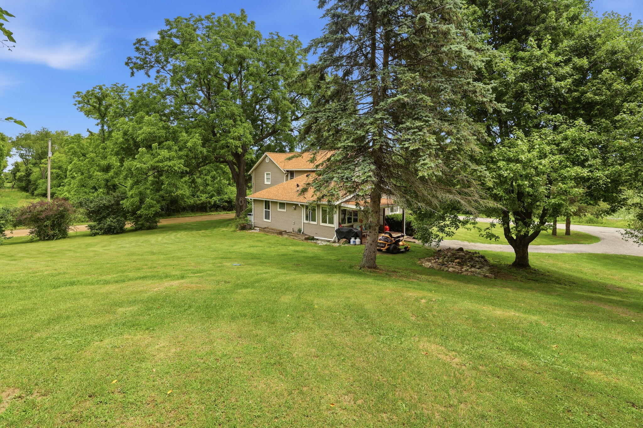 5900 Springbrook Road Horton, MI 49246 - Photo 37 of 42 5-web-or-mls-2Z6A0040 Colin Gipson-Tansi