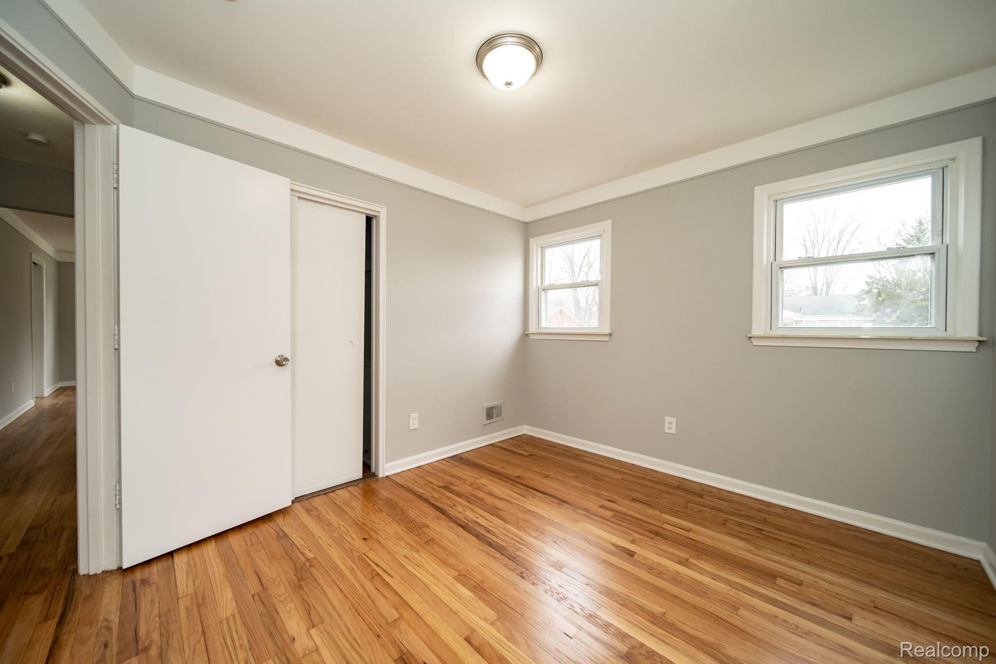 554 Longfellow Inkster, MI 48141 - Photo 30 of 45 Gallery Image 30