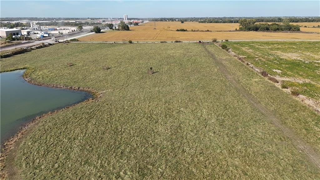 19151 Woodland Road Spring Hill, KS 66083 - Photo 4 of 6