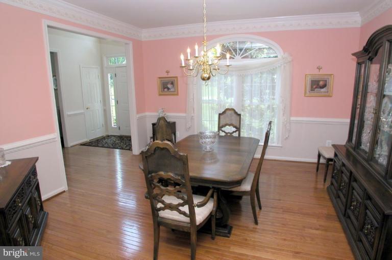 10 Durkee Farm Road Reisterstown, MD 21136 - Photo 12 of 26 Dining Room