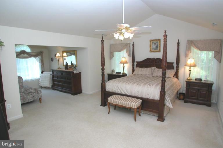 10 Durkee Farm Road Reisterstown, MD 21136 - Photo 16 of 26 Master Bedroom