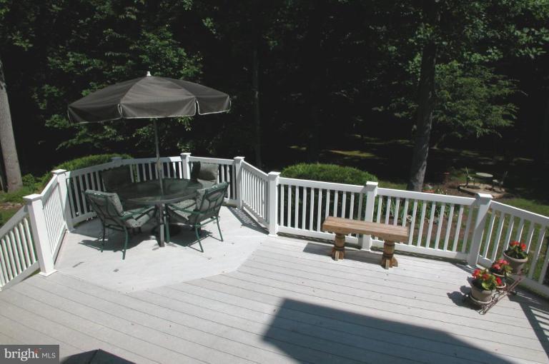 10 Durkee Farm Road Reisterstown, MD 21136 - Photo 5 of 26 Deck