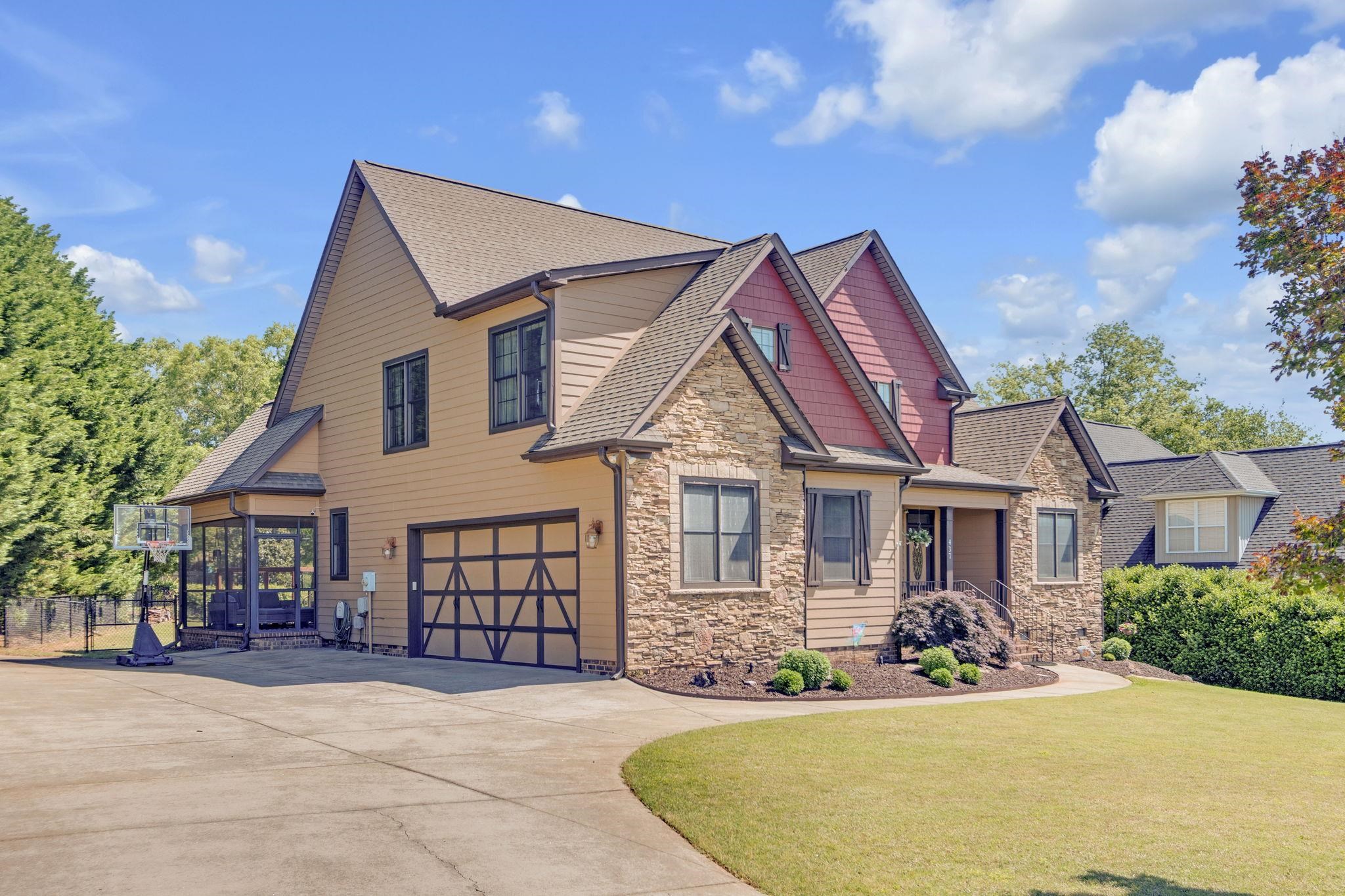 437 Copper Creek Circle Inman, SC 29349 - Photo 2 of 39