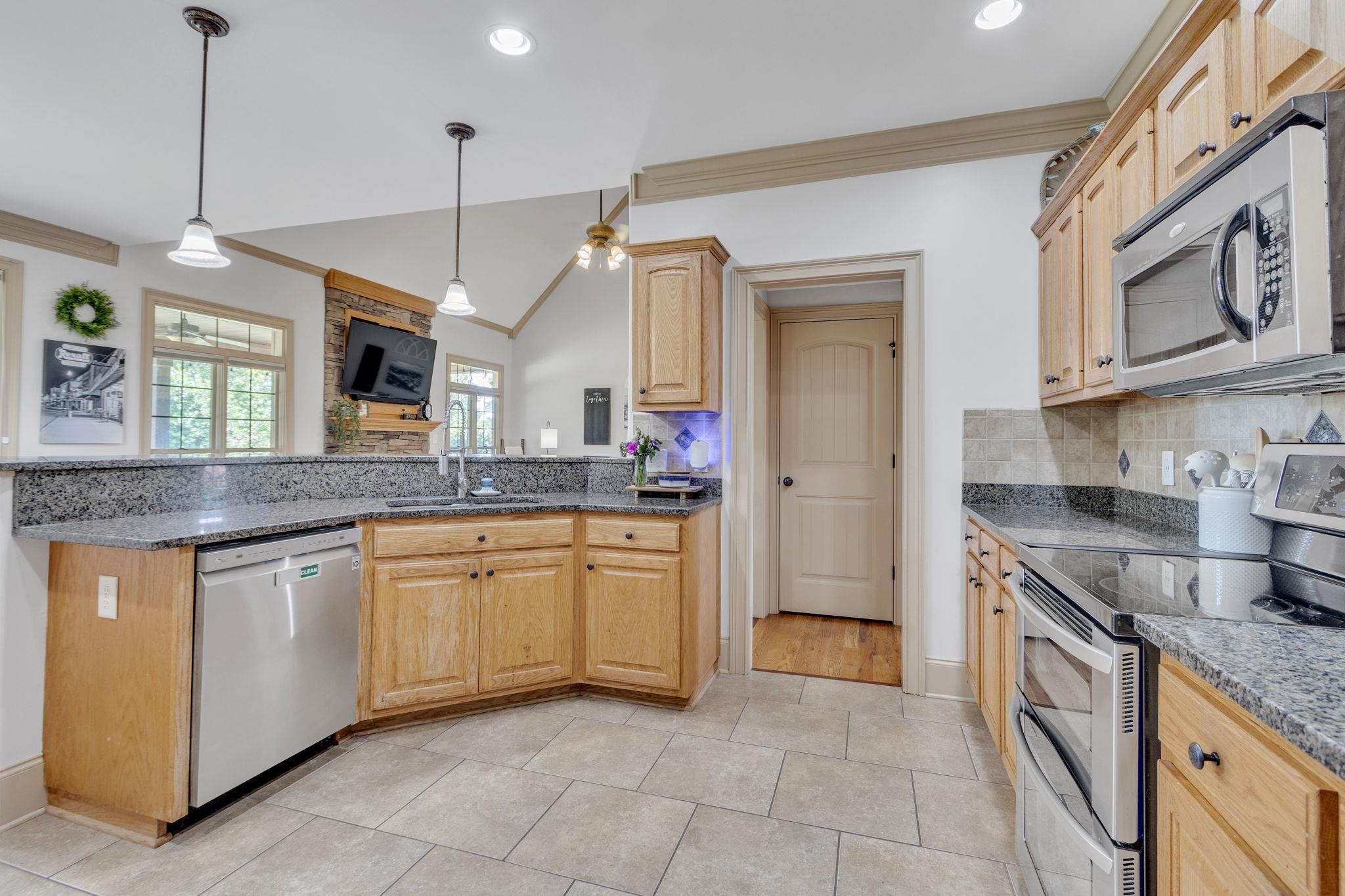 437 Copper Creek Circle Inman, SC 29349 - Photo 10 of 39