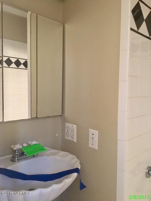 507 Brynn Marr Road Jacksonville, NC 28546 - Photo 4 of 23 feb8 bath3