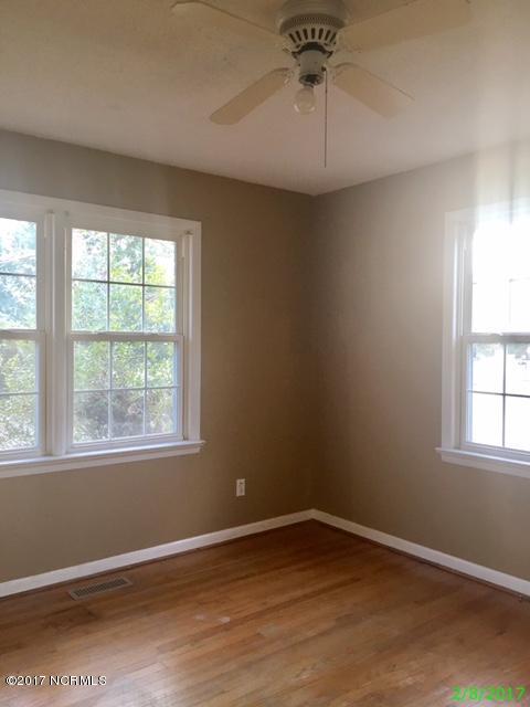 507 Brynn Marr Road Jacksonville, NC 28546 - Photo 8 of 23 feb8 br3