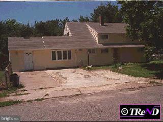 73 Goldengate Road Levittown, PA 19057 - Photo 1 of 1 Gallery Image 1