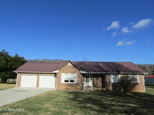 $270,000 | 129 Farris Circle, La Follette, TN 37766