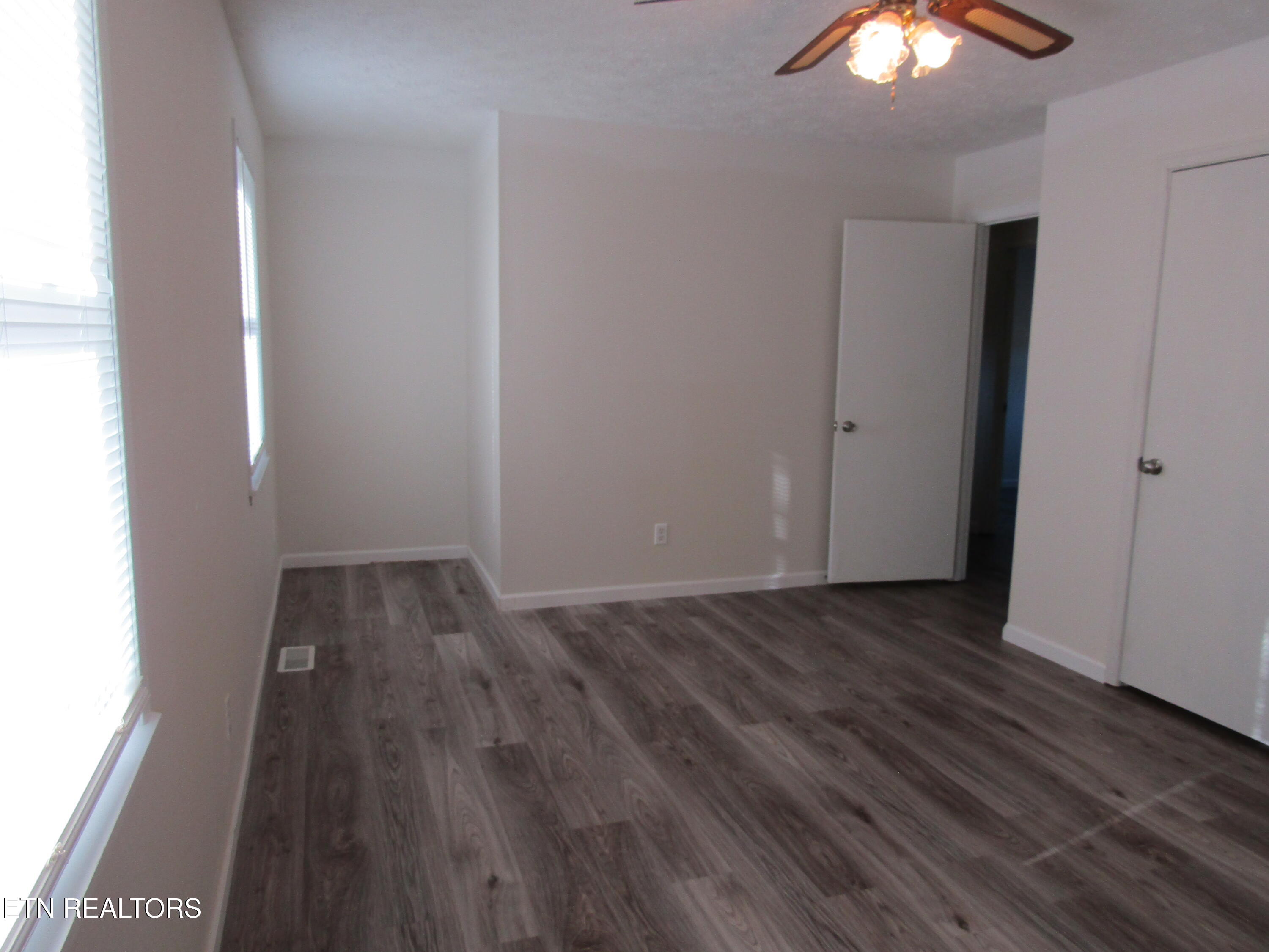 129 Farris Circle La Follette, TN 37766 - Photo 20 of 25 IMG_2790