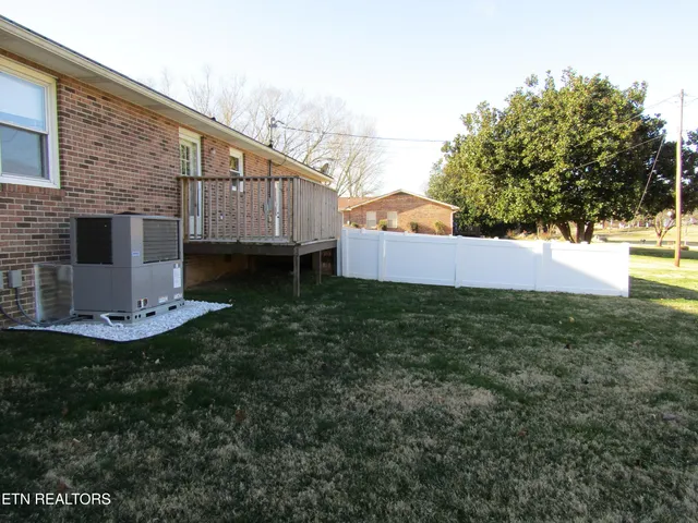 $270,000 | 129 Farris Circle, La Follette, TN 37766