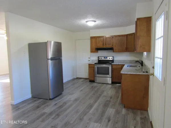 $263,500 | 129 Farris Circle, La Follette, TN 37766