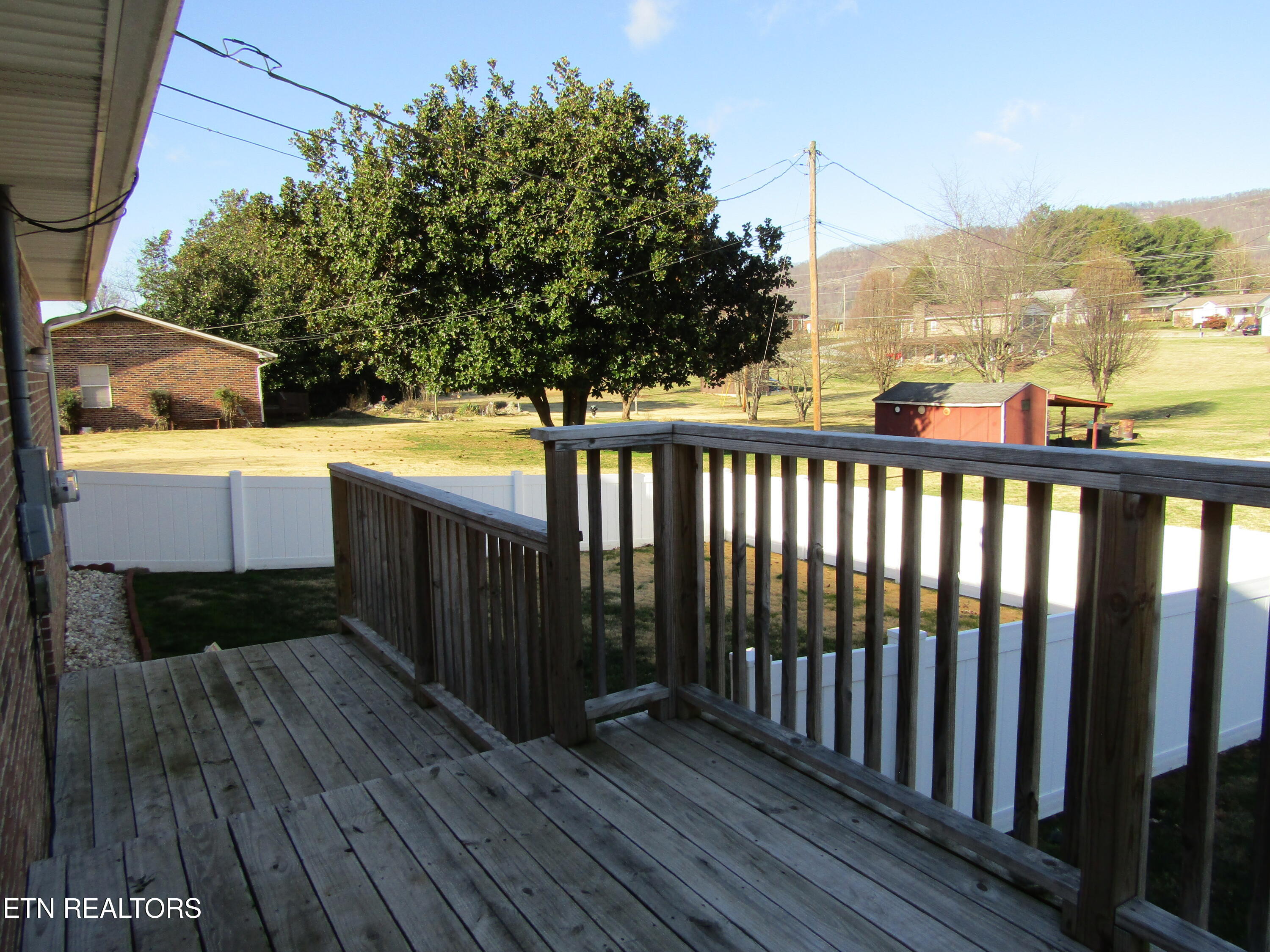 129 Farris Circle La Follette, TN 37766 - Photo 10 of 25 IMG_2837