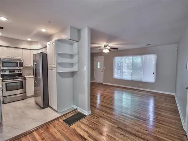$2,350 | 2107 High Road, Tallahassee, FL 32303