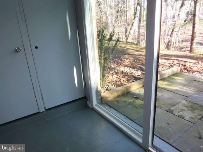 1663 Parkcrest Circle, Unit 5B/100 Reston, VA 20190 - Photo 6 of 26 Exterior (General)
