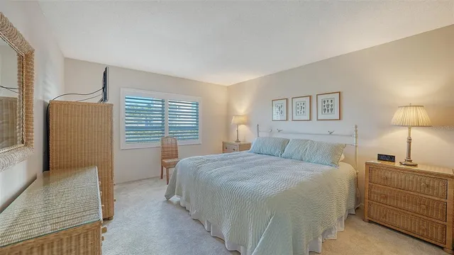 $1,200,000 | 800 Benjamin Franklin Drive, Unit 308, Sarasota, FL 34236