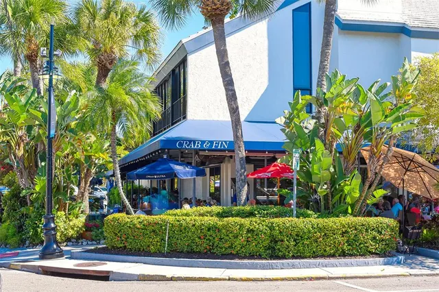 $1,200,000 | 800 Benjamin Franklin Drive, Unit 308, Sarasota, FL 34236