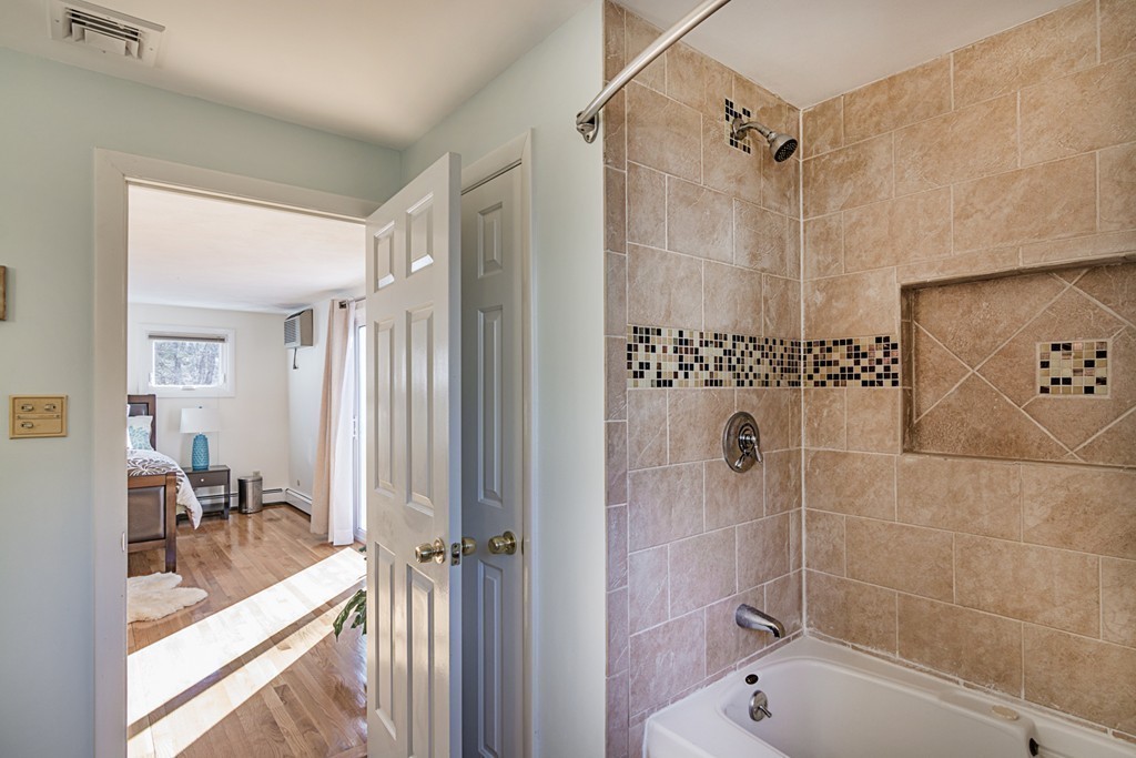 42 Lindor Road North Reading, MA 01864 - Photo 16 of 27 Gallery Image 16