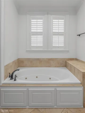 $529,999 | 1940 Shaded Willow Lane, Shreveport, LA 71106