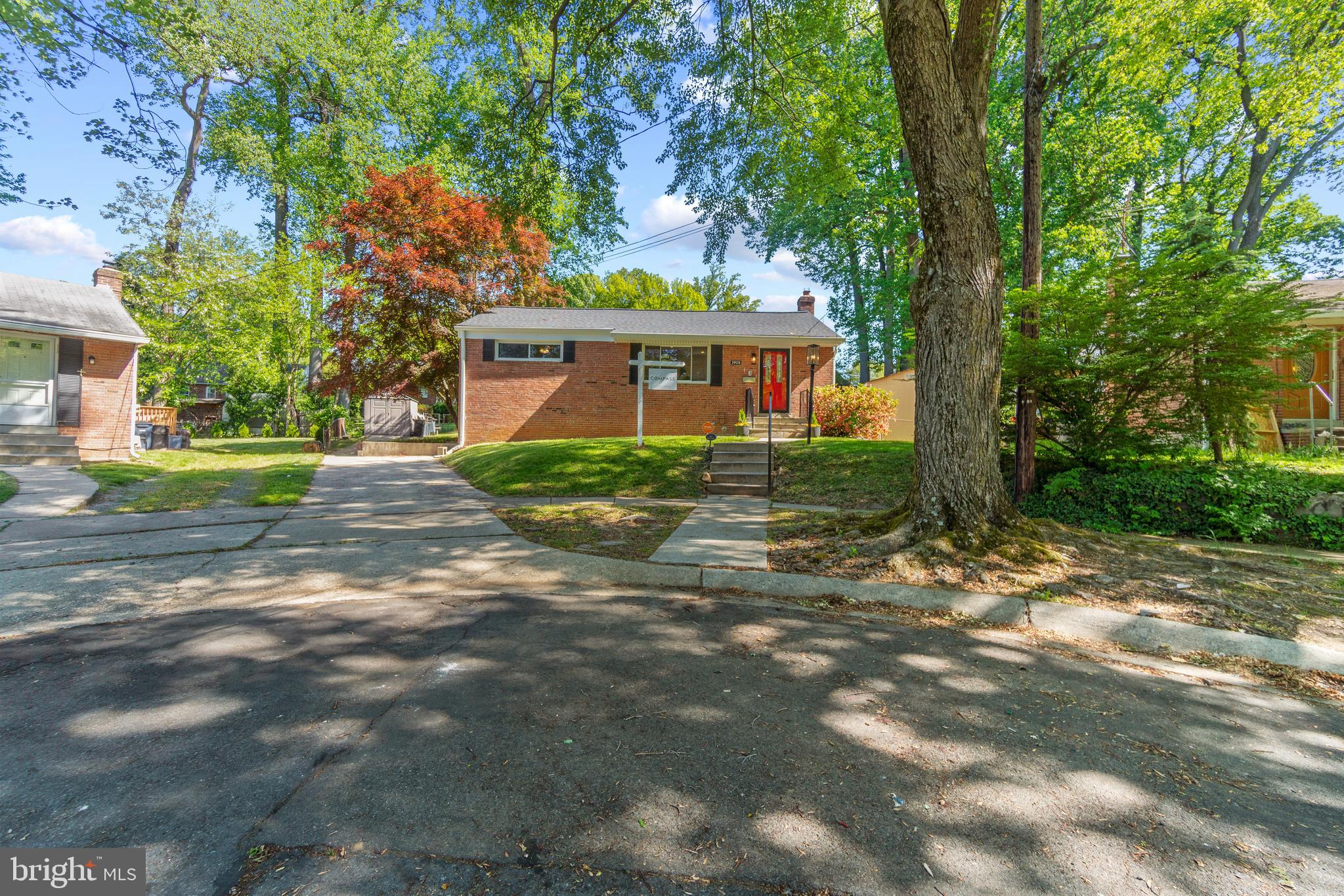 2905 Fenimore Road Silver Spring, MD 20902 - Photo 4 of 34 Gallery Image 4