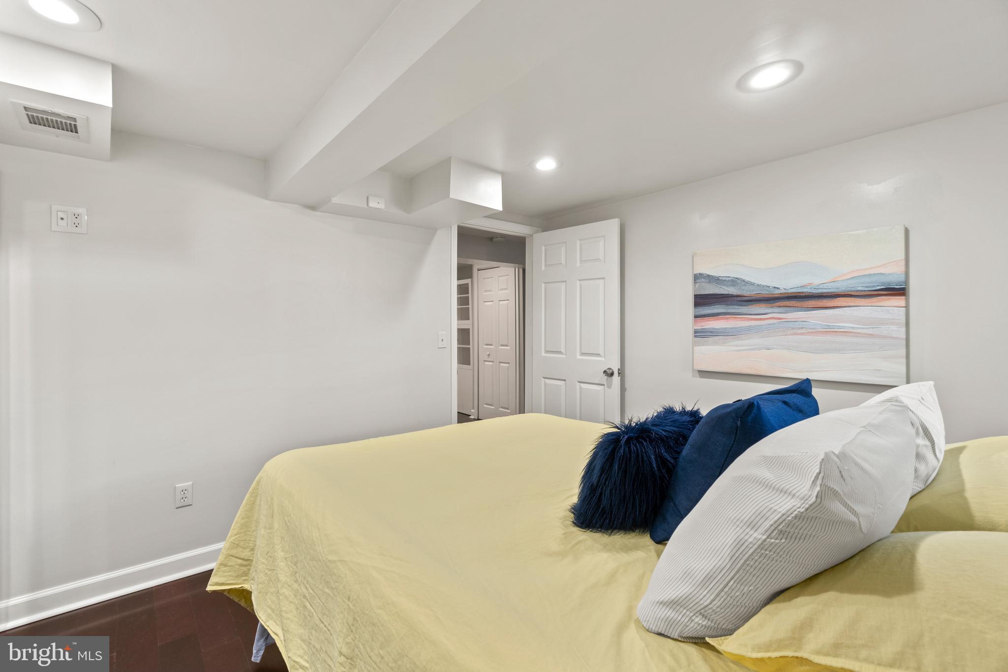 2905 Fenimore Road Silver Spring, MD 20902 - Photo 33 of 34 Gallery Image 33