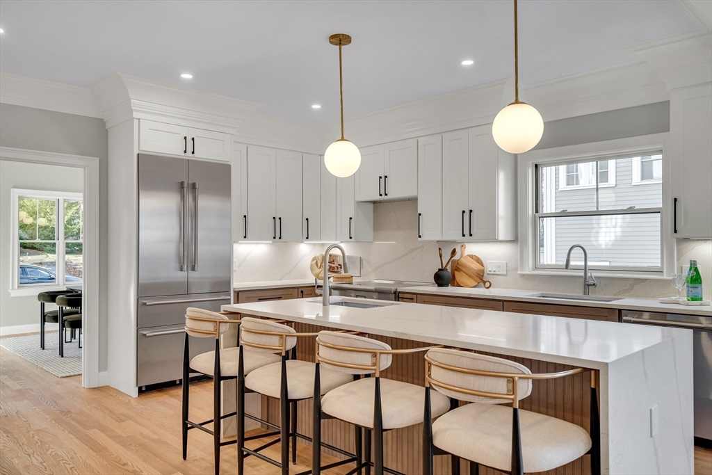 24 Deering Avenue Lexington, MA 02421 - Photo 8 of 42