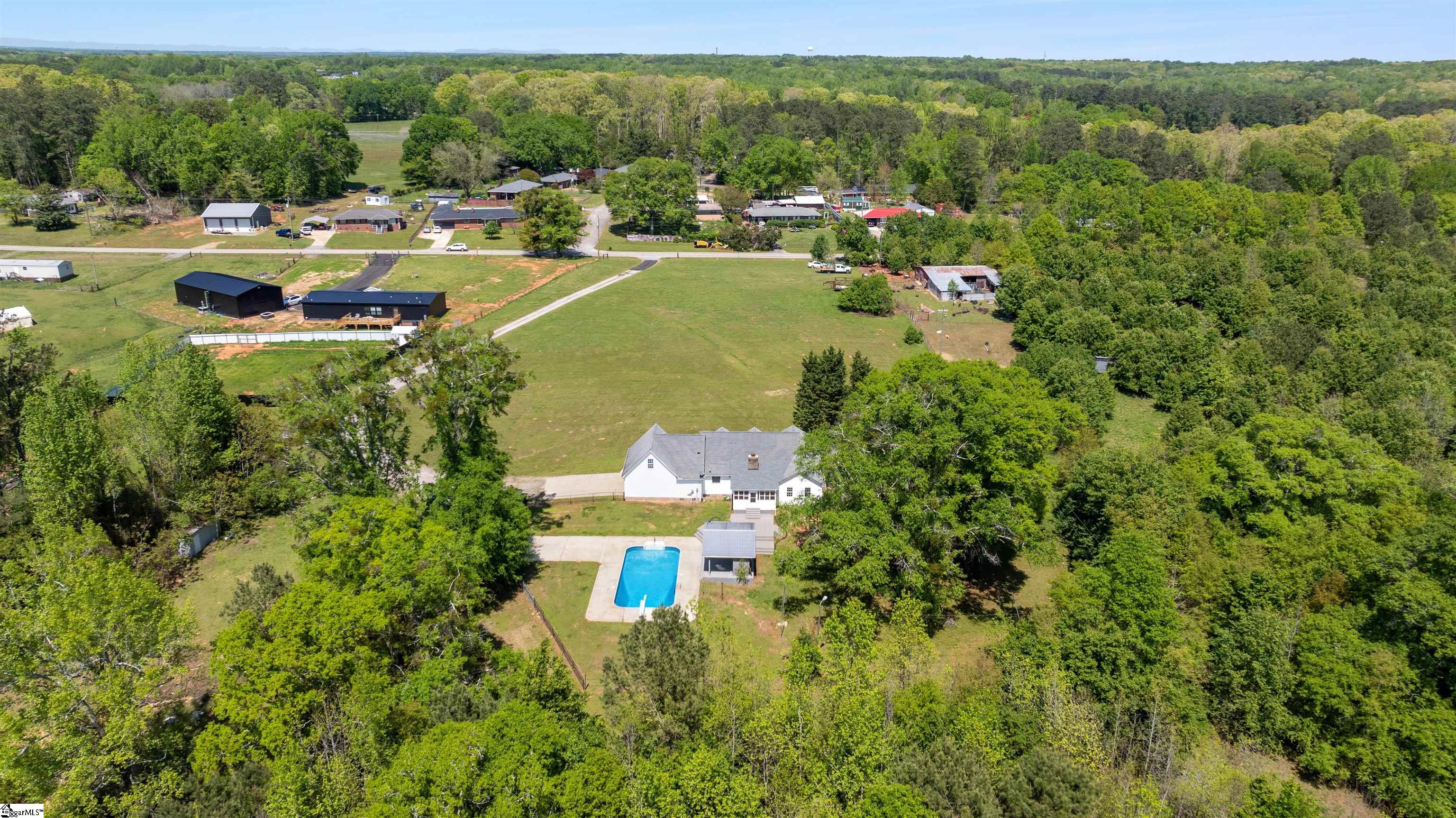 1110 Pine Top Road Belton, SC 29627 - Photo 38 of 41