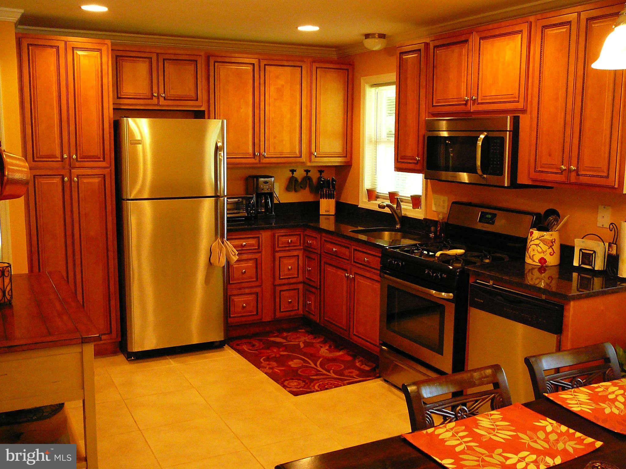 7230 Gresham Street Springfield, VA 22151 - Photo 3 of 24 Kitchen