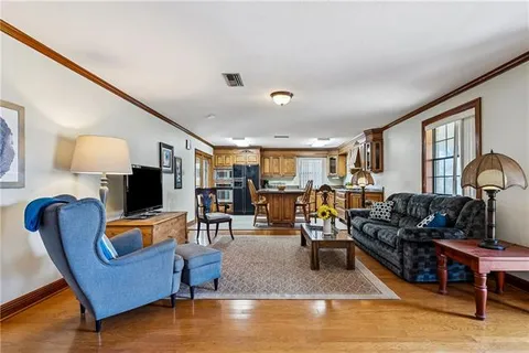 $490,000 | 1145 Papworth Avenue, Metairie, LA 70005