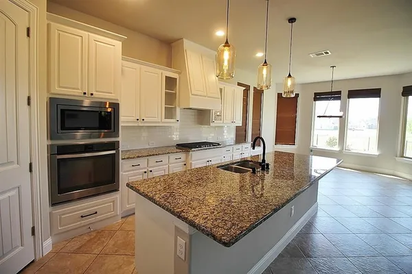 $3,795 | 2313 Lamberth Court, Heath, TX 75126