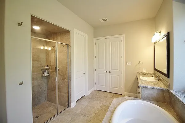 $3,795 | 2313 Lamberth Court, Heath, TX 75126