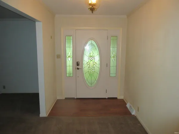 $565,000 | 804 Southeast 11th Street, Washington, IN 47501