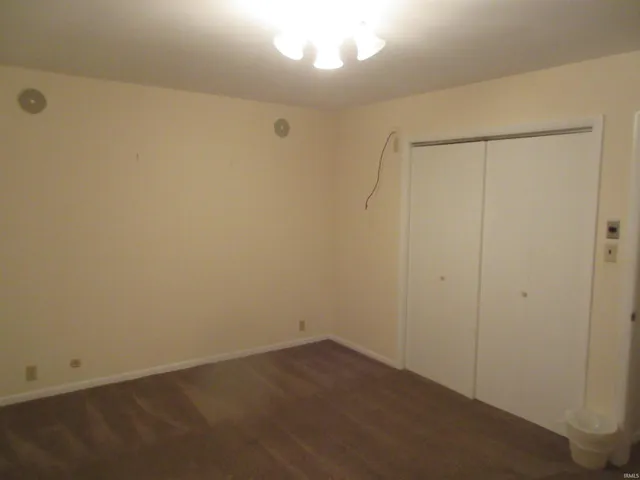 $595,000 | 804 Southeast 11th Street, Washington, IN 47501