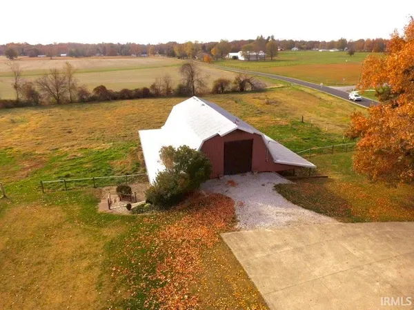 $565,000 | 804 Southeast 11th Street, Washington, IN 47501